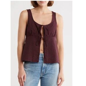NWT✨ Vigoss Tie Front Vest Top